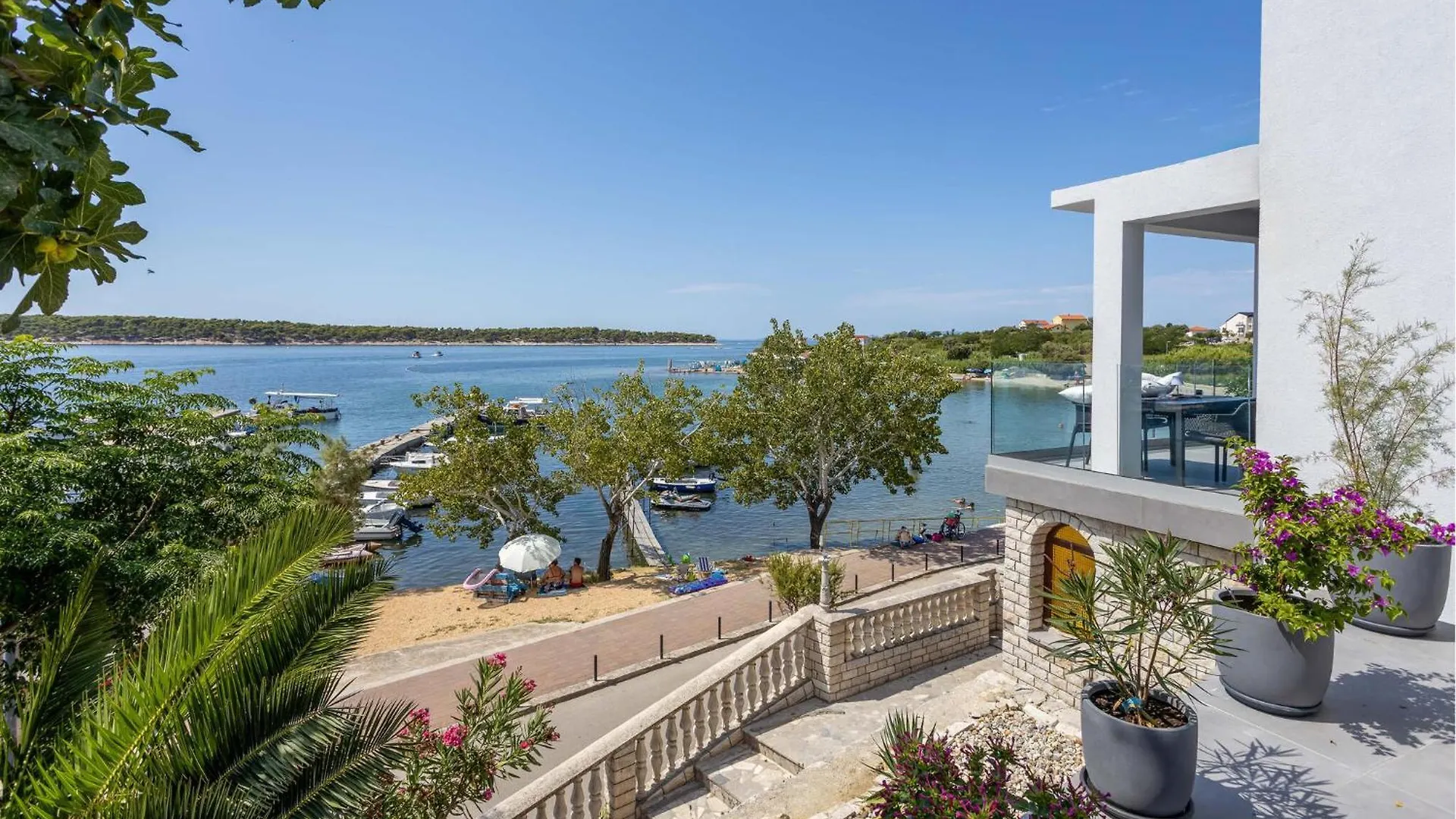 Сasa de vacaciones Beautiful Home In Rab With House Sea View Rab Town Croacia